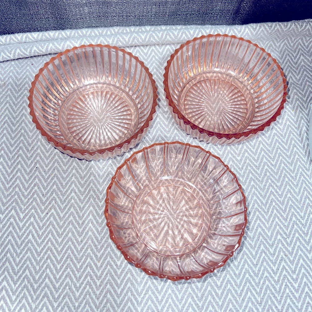 Depression Glass Pink Dessert Berry Bowls Queen Mary (3)